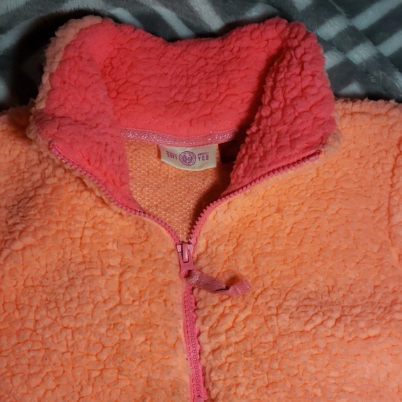 S.O.  FAUX FUR perfectly soft sweater. - Picture 2 of 3